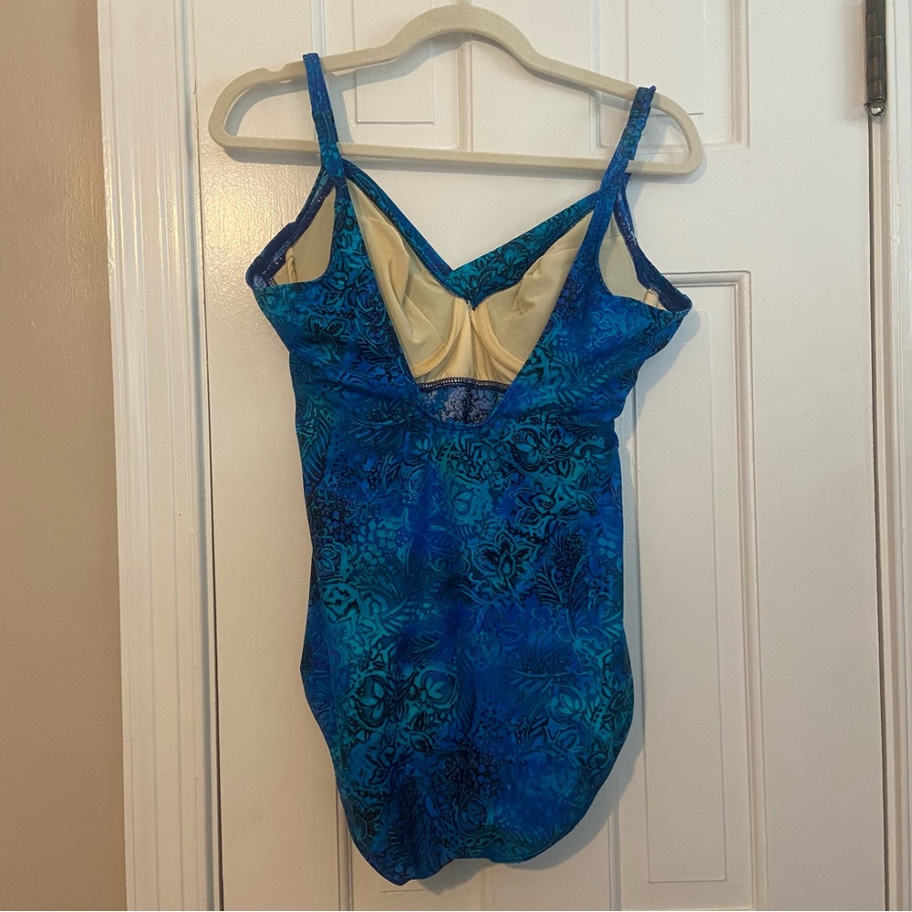 MIRACLESUIT SIZE 16 REDUCED SHIPPING Women's Swimsuit 4.99 shipping NEWCONDITION - Picture 7 of 9